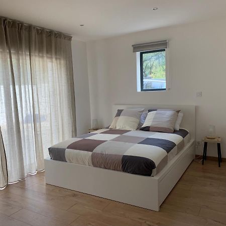 Magnifique Villa Classee 4* Meuble De Tourisme Flassans-sur-Issole Ngoại thất bức ảnh